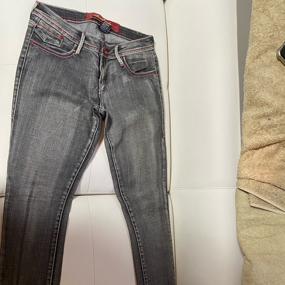 Very cute 2000s jeans😍